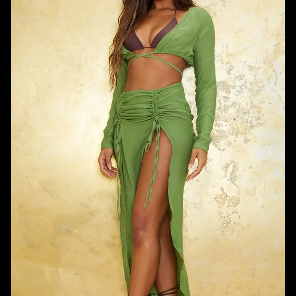 Olive Linen Look Long Sleeve Plunge Beach Top & Ruched Front Maxi Skirt -US 4 - Picture 2 of 9